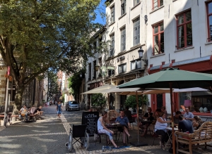 Eating in Antwerp with children