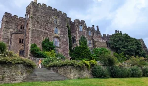 Berkely castle met kinderen Berkeley Castle in Gloucestershire – Historisch familiekasteel