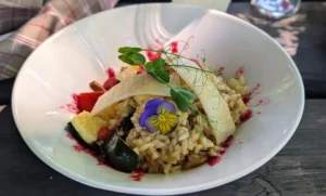 Lekker eten aan het Saimaameer